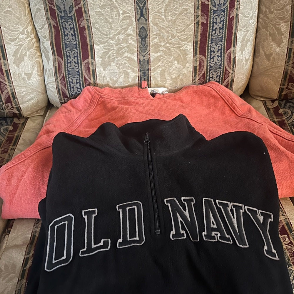 Old Navy men’s sweatshirt Bundle.  Two sweatshirts.  Size 2xl